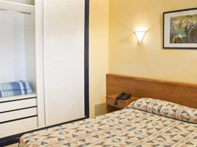 ***  Hotel Vibra Isola - Adults Only プラヤ・デン・ボッサ スペイン
